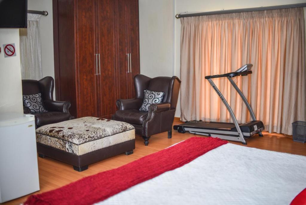 Tshedza Guest Lodge Louis Trichardt Eksteriør billede