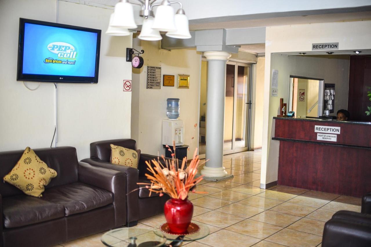 Tshedza Guest Lodge Louis Trichardt Eksteriør billede