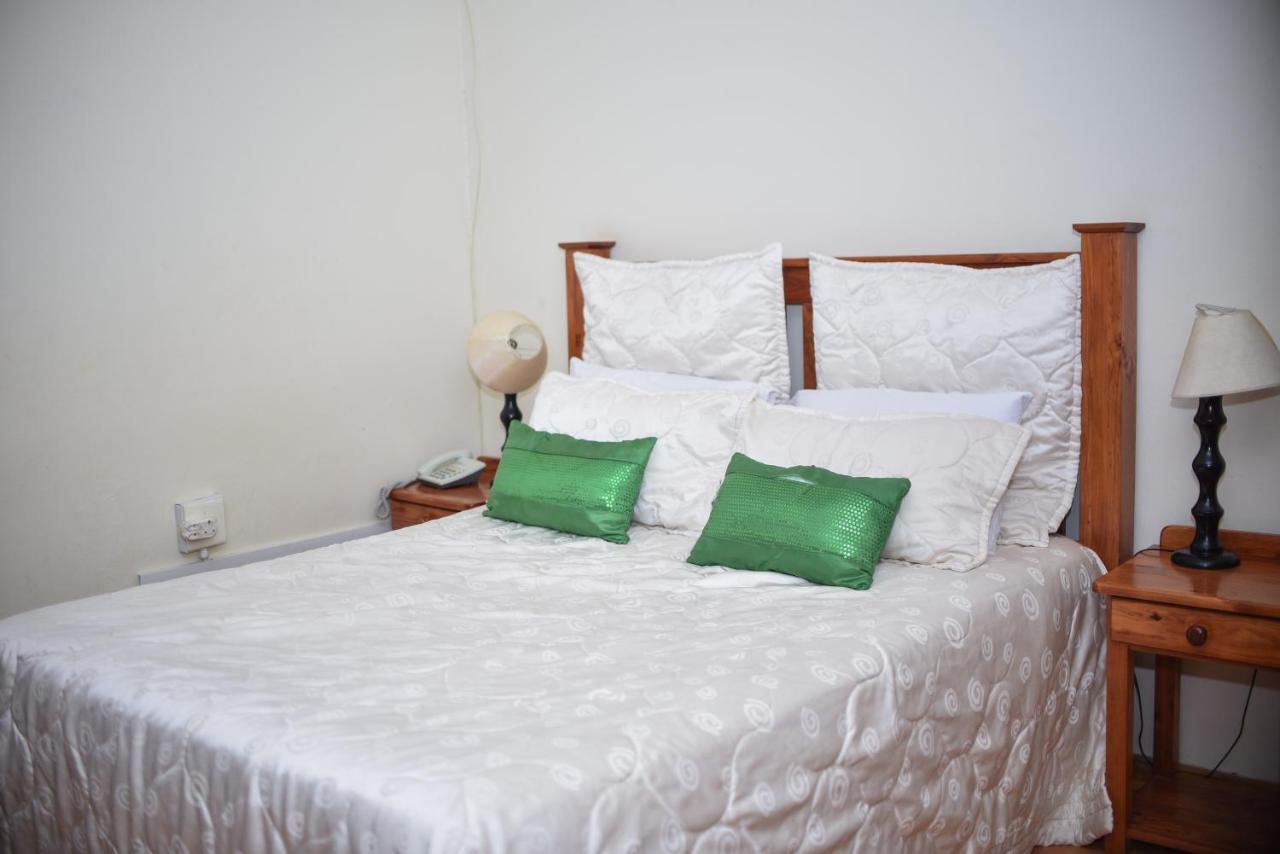 Tshedza Guest Lodge Louis Trichardt Eksteriør billede