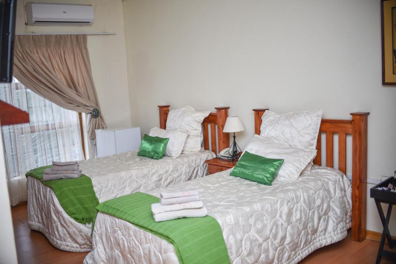 Tshedza Guest Lodge Louis Trichardt Eksteriør billede