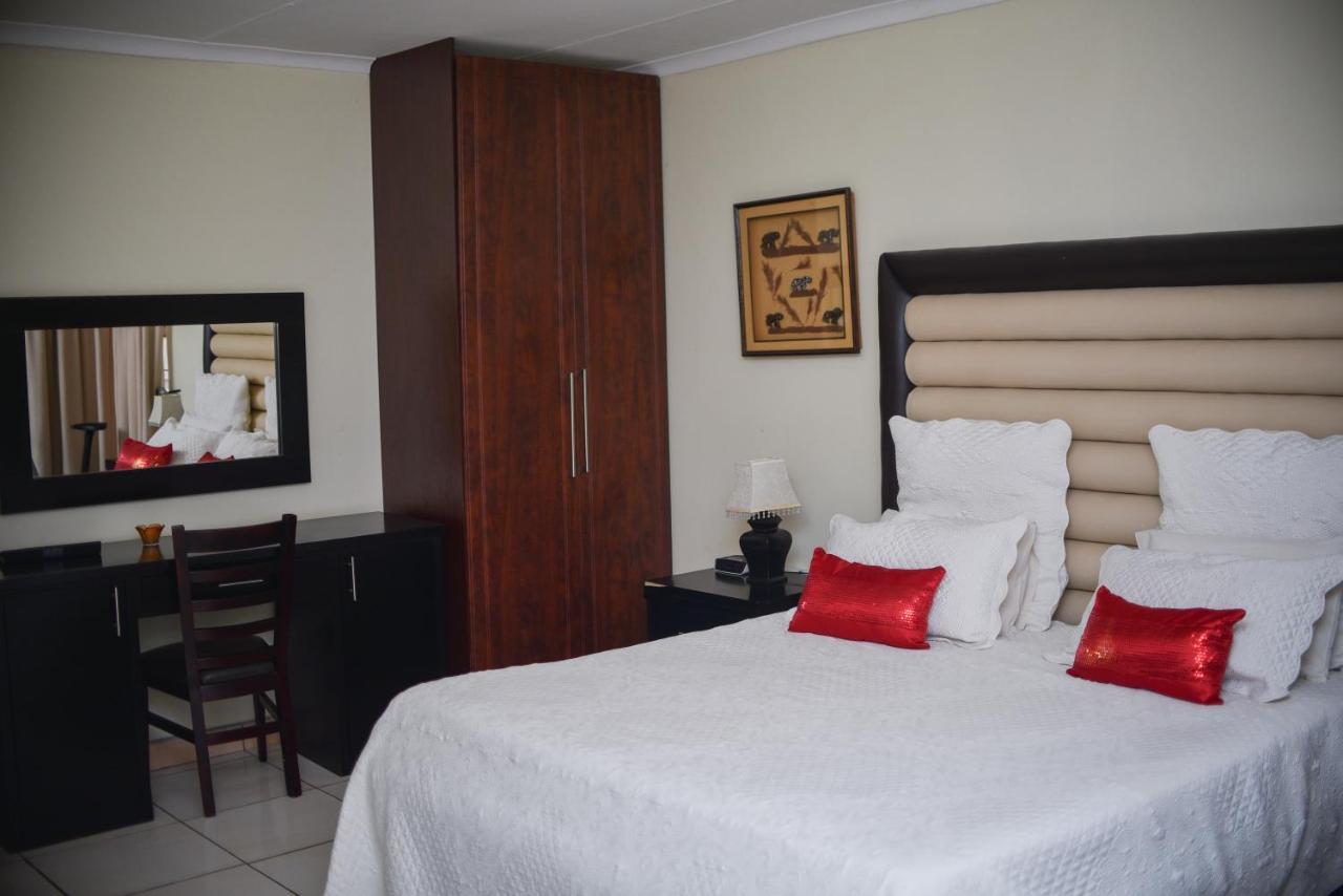 Tshedza Guest Lodge Louis Trichardt Eksteriør billede