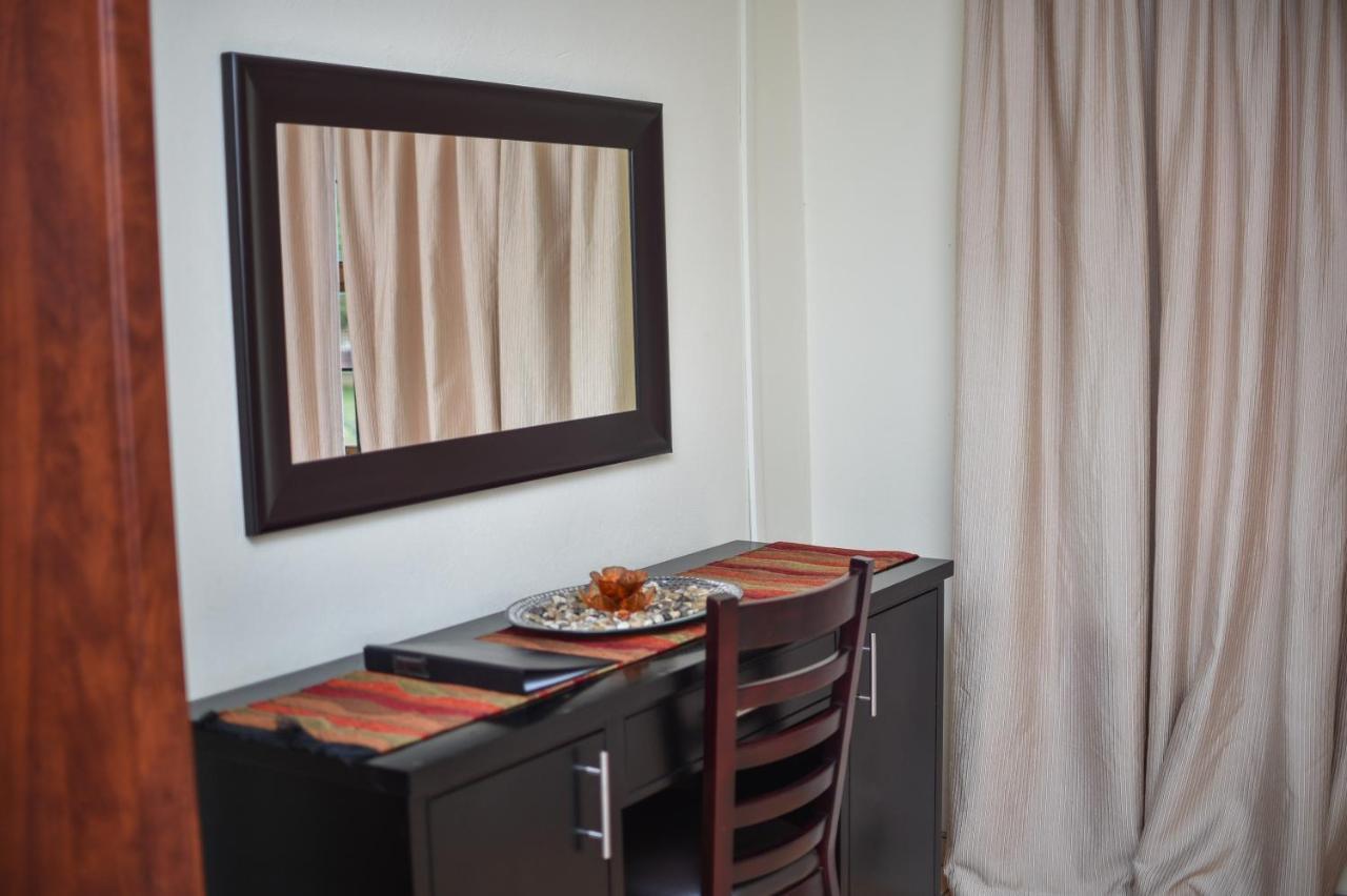 Tshedza Guest Lodge Louis Trichardt Eksteriør billede
